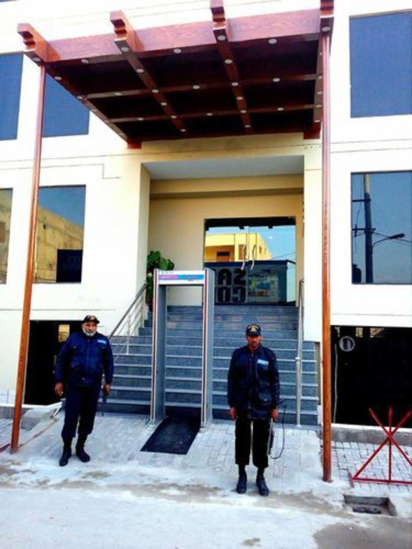 Bling Hotel International Multan Extérieur photo